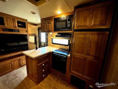 2018 Forest River Rockwood Signature Ultra Lite - Photo 8