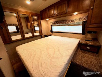 2018 Forest River Rockwood Signature Ultra Lite - Photo 11
