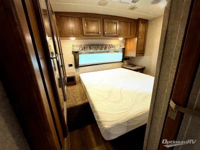 2018 Forest River Rockwood Signature Ultra Lite - Photo 10