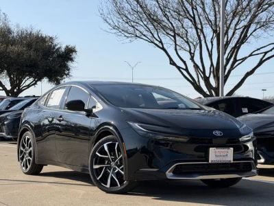 2026 Toyota Prius Plug-In Hybrid - Photo 2