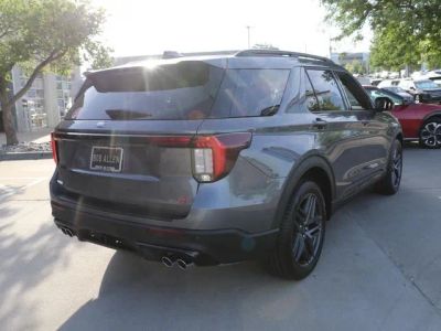2026 Ford Explorer — detail view