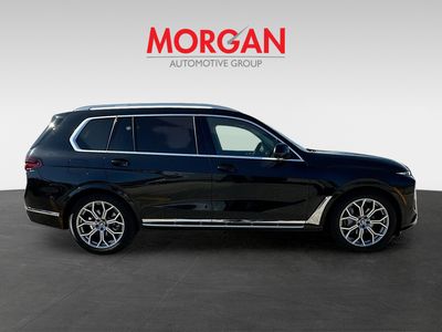 2025 BMW X7 - Photo 8