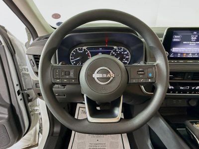 2024 Nissan Rogue — photo 9 view