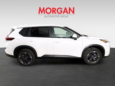 2024 Nissan Rogue — side profile view
