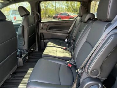 2026 Honda Odyssey — photo 8 view