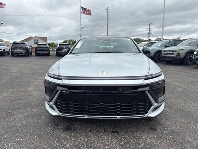2026 Hyundai Sonata - Photo 2