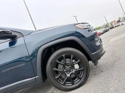 2026 Jeep Compass — photo 9 view