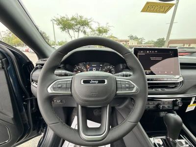 2026 Jeep Compass — photo 11 view
