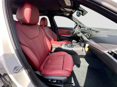 2026 BMW 3 Series — photo 23 view
