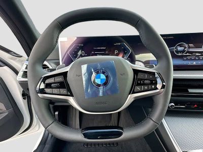 2026 BMW 3 Series — photo 8 view