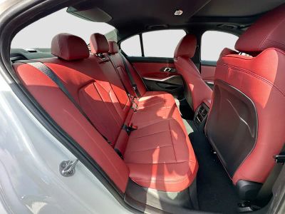 2026 BMW 3 Series — photo 22 view