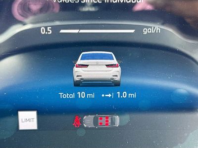 2026 BMW 3 Series — photo 9 view