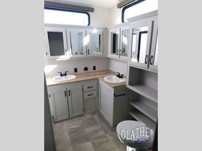 2026 Coachmen RV Brookstone - Photo 35