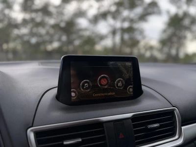 2018 Mazda MAZDA3 — photo 21 view