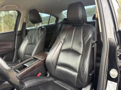 2018 Mazda MAZDA3 — photo 17 view