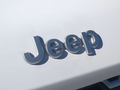 2026 Jeep Grand Cherokee — photo 13 view