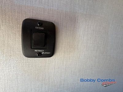 2025 Coachmen RV Freedom Express Ultra Lite - Photo 12