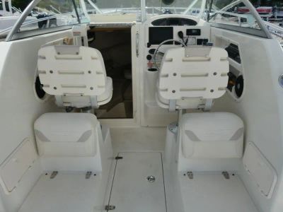 2005 Boston Whaler Conquest 255 — photo 7 view