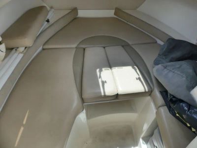 2005 Boston Whaler Conquest 255 — photo 14 view