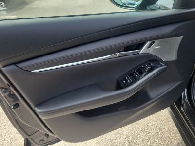 2026 Mazda Mazda3 — photo 17 view