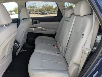 2026 Kia Sorento — photo 15 view