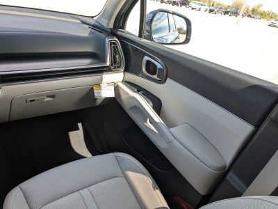 2026 Kia Sorento — photo 21 view
