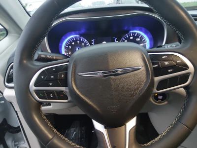 2023 Chrysler Voyager — photo 12 view
