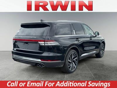 2025 Lincoln Aviator — detail view