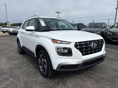 2026 Hyundai Venue - Photo 3