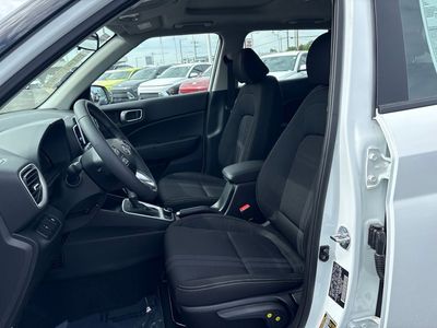 2026 Hyundai Venue - Photo 8