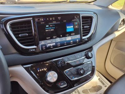 2023 Chrysler Pacifica — interior view