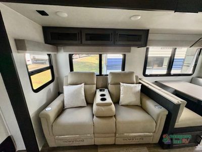 2027 Venture RV SportTrek Touring Edition - Photo 23
