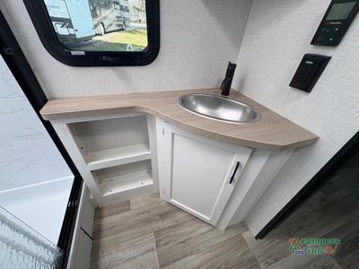 2027 Venture RV SportTrek Touring Edition - Photo 17