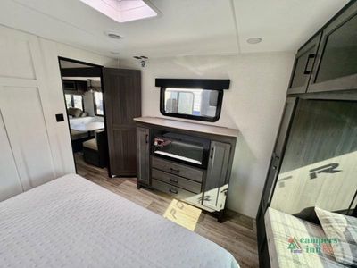 2027 Venture RV SportTrek Touring Edition - Photo 45