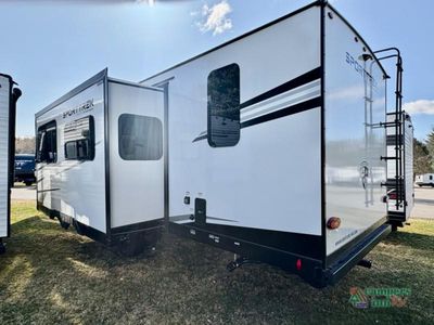 2027 Venture RV SportTrek Touring Edition - Photo 4