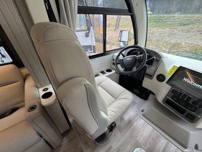 2026 Thor Motor Coach Vegas - Photo 10