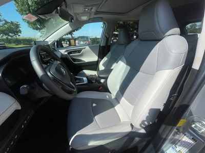 2023 Toyota RAV4 - Photo 12
