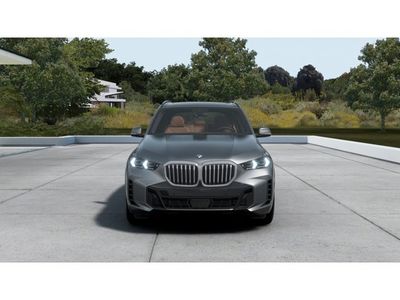 2026 BMW X5 xDrive40i — rear three-quarter view