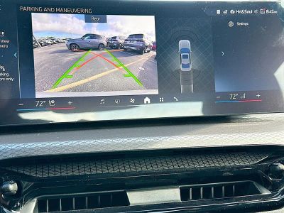 2026 BMW 3 Series — photo 11 view