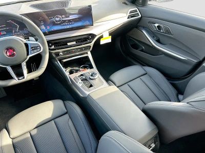 2026 BMW 3 Series — photo 18 view