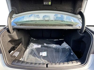 2026 BMW 3 Series — photo 21 view