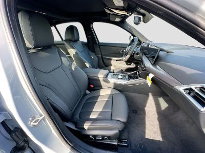 2026 BMW 3 Series — photo 23 view