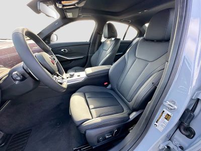 2026 BMW 3 Series — photo 15 view