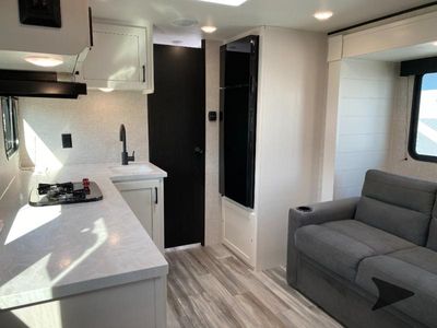 2026 Jayco Jay Flight SLX - Photo 4