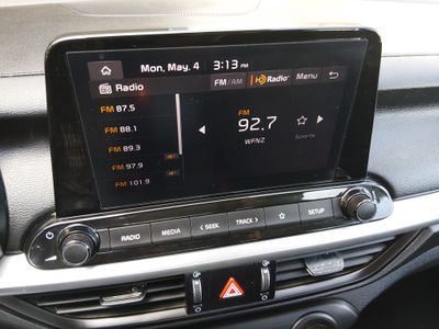 2024 Kia Forte — photo 17 view