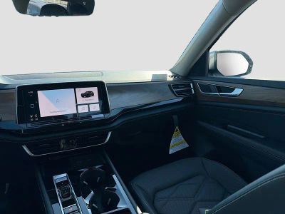 2026 Volkswagen Atlas — photo 18 view