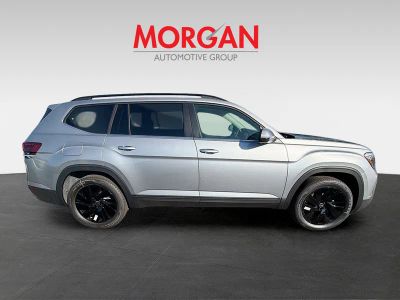 2026 Volkswagen Atlas — photo 8 view