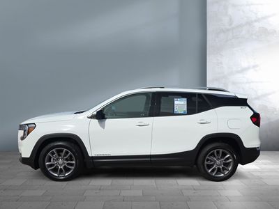 2024 GMC Terrain - Photo 3