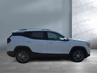 2024 GMC Terrain - Photo 7