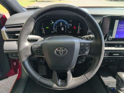 2025 Toyota Camry - Photo 11